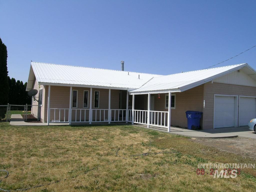 Property Photo:  1021 Indianhead Road  ID 83672 
