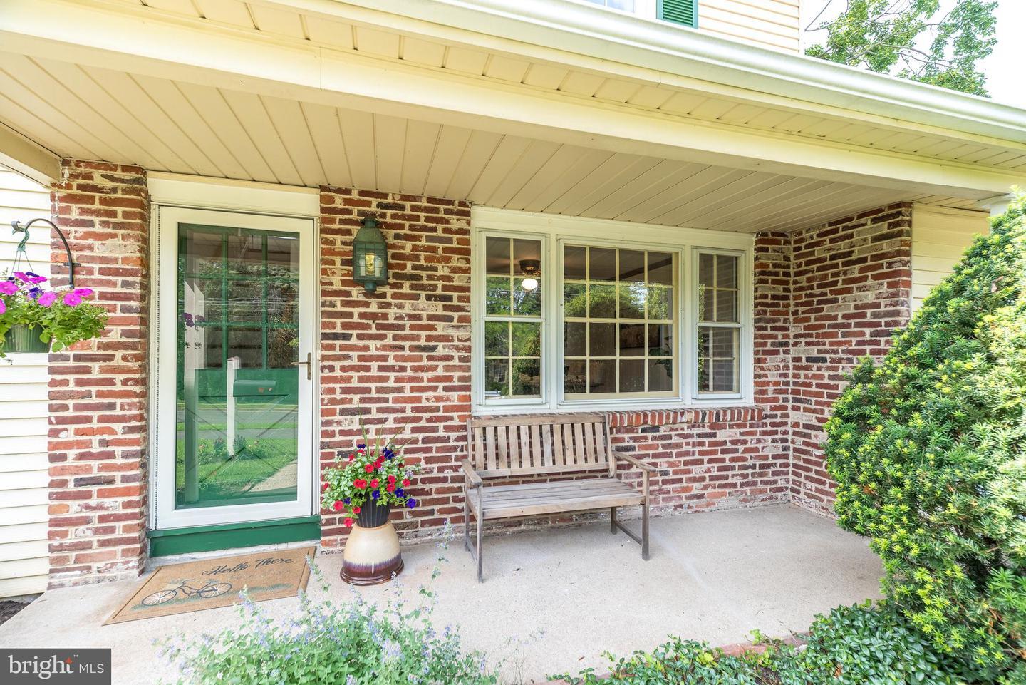 Property Photo: 559 Maple Avenue PA 18901