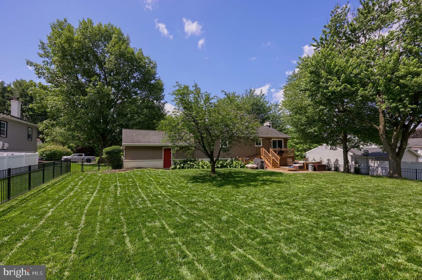 Property Photo:  3749 Northside Drive  PA 17538 