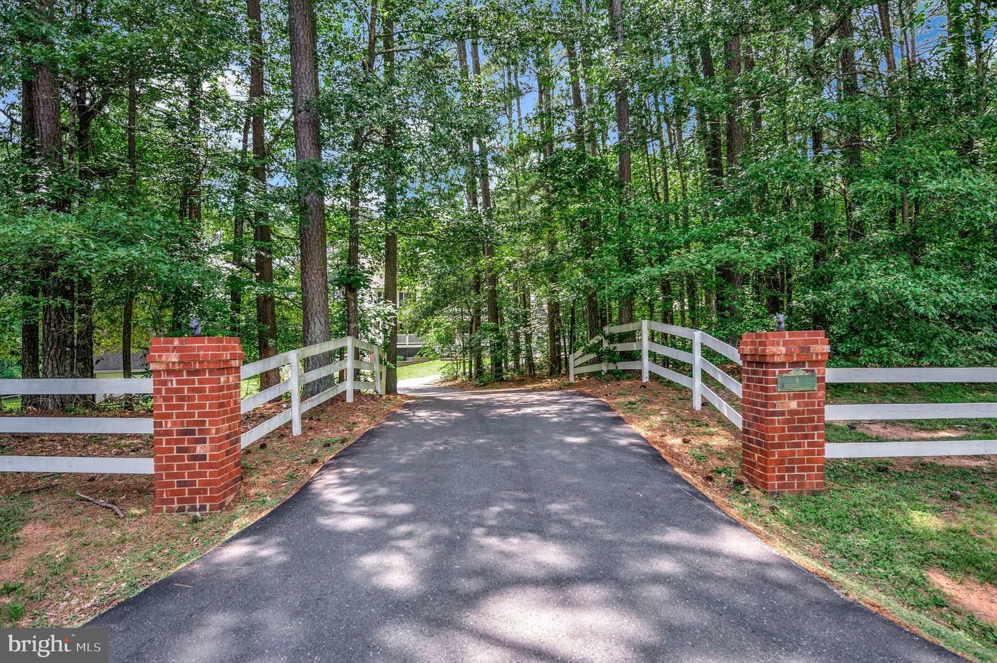 Property Photo: 8 Wilderness Court VA 22556