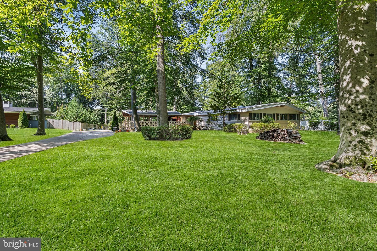 25 Oriole Way  Moorestown NJ 08057 photo