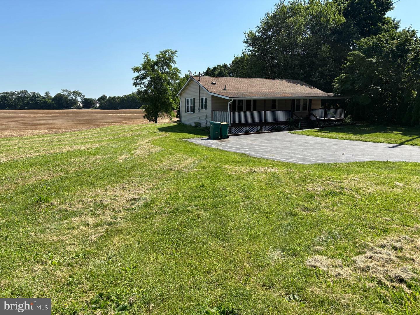 Property Photo: 622 W Pine Street PA 17065