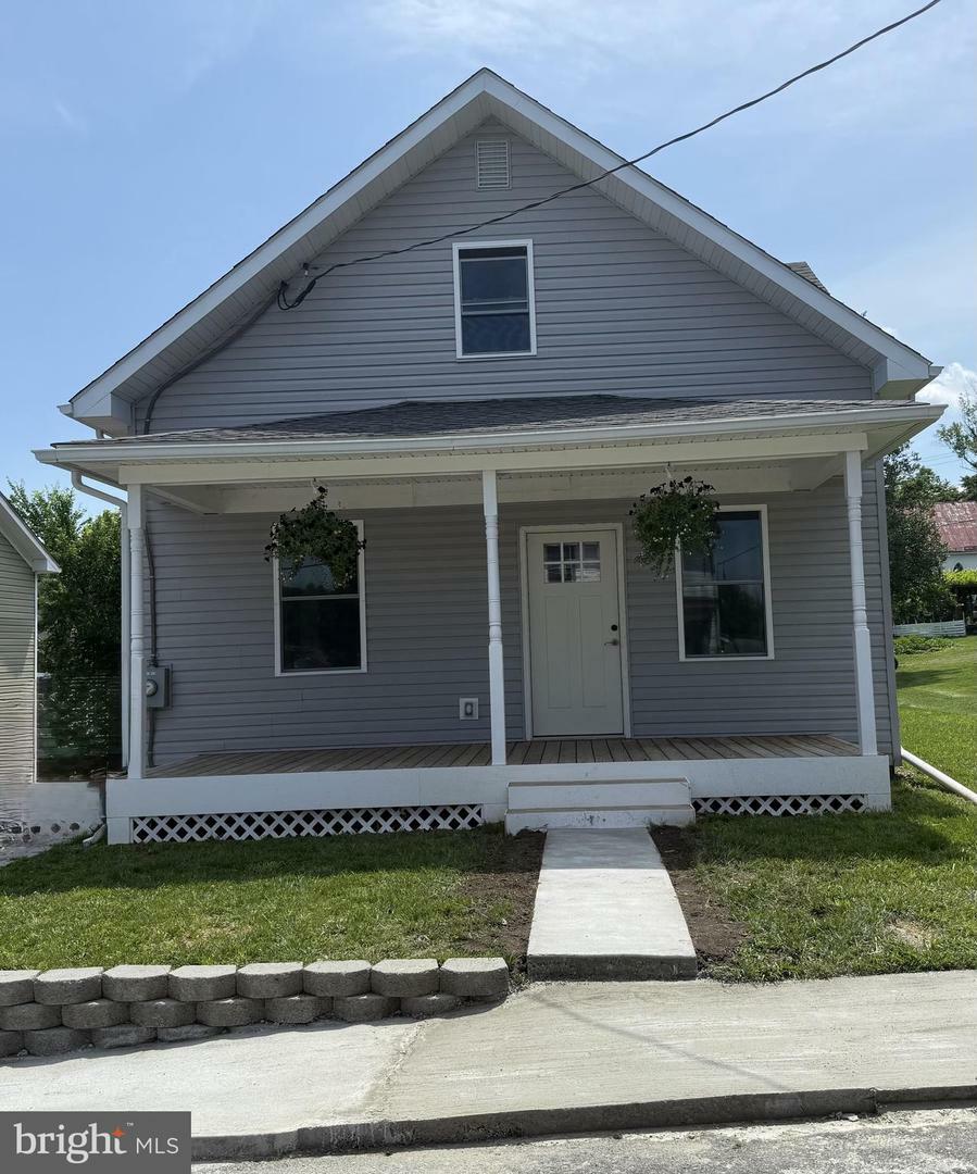 83 Jackson Street  Paw Paw WV 25434 photo