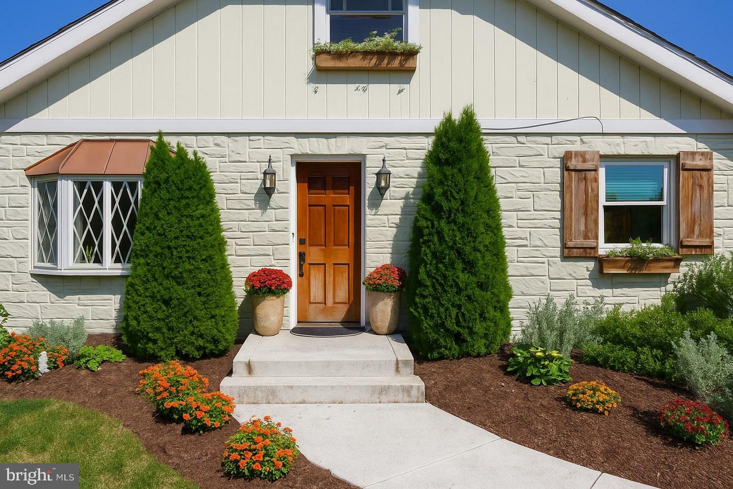 Property Photo: 137 Maple Lane PA 17601