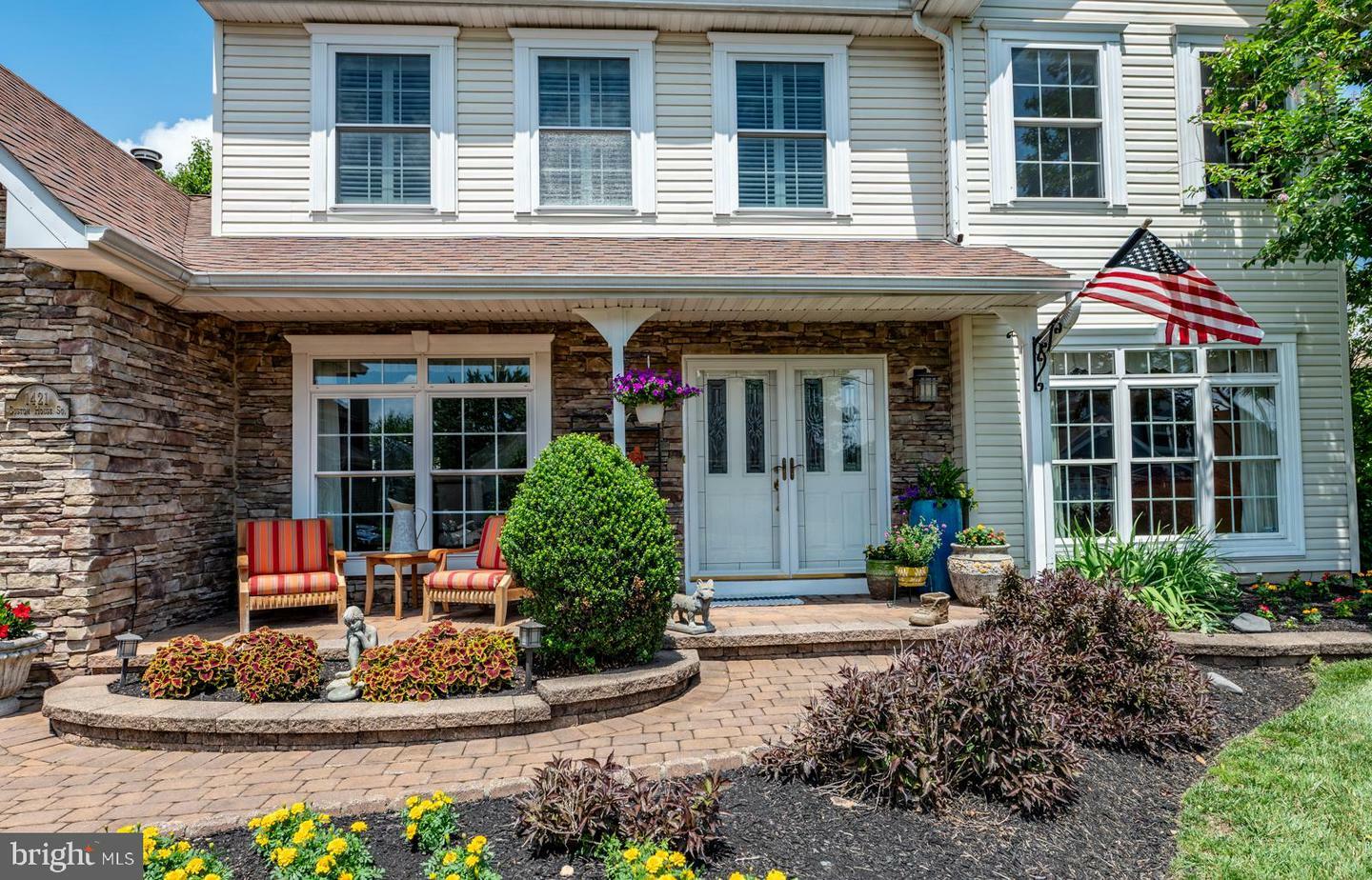 Property Photo: 1421 Custom House Square PA 19020