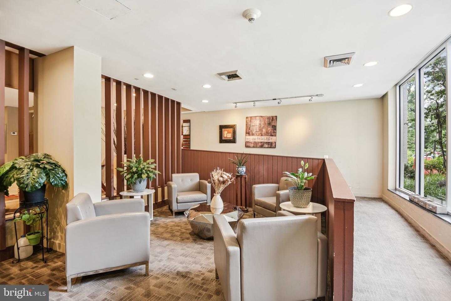 Property Photo: 7333 New Hampshire Avenue 311 S MD 20912