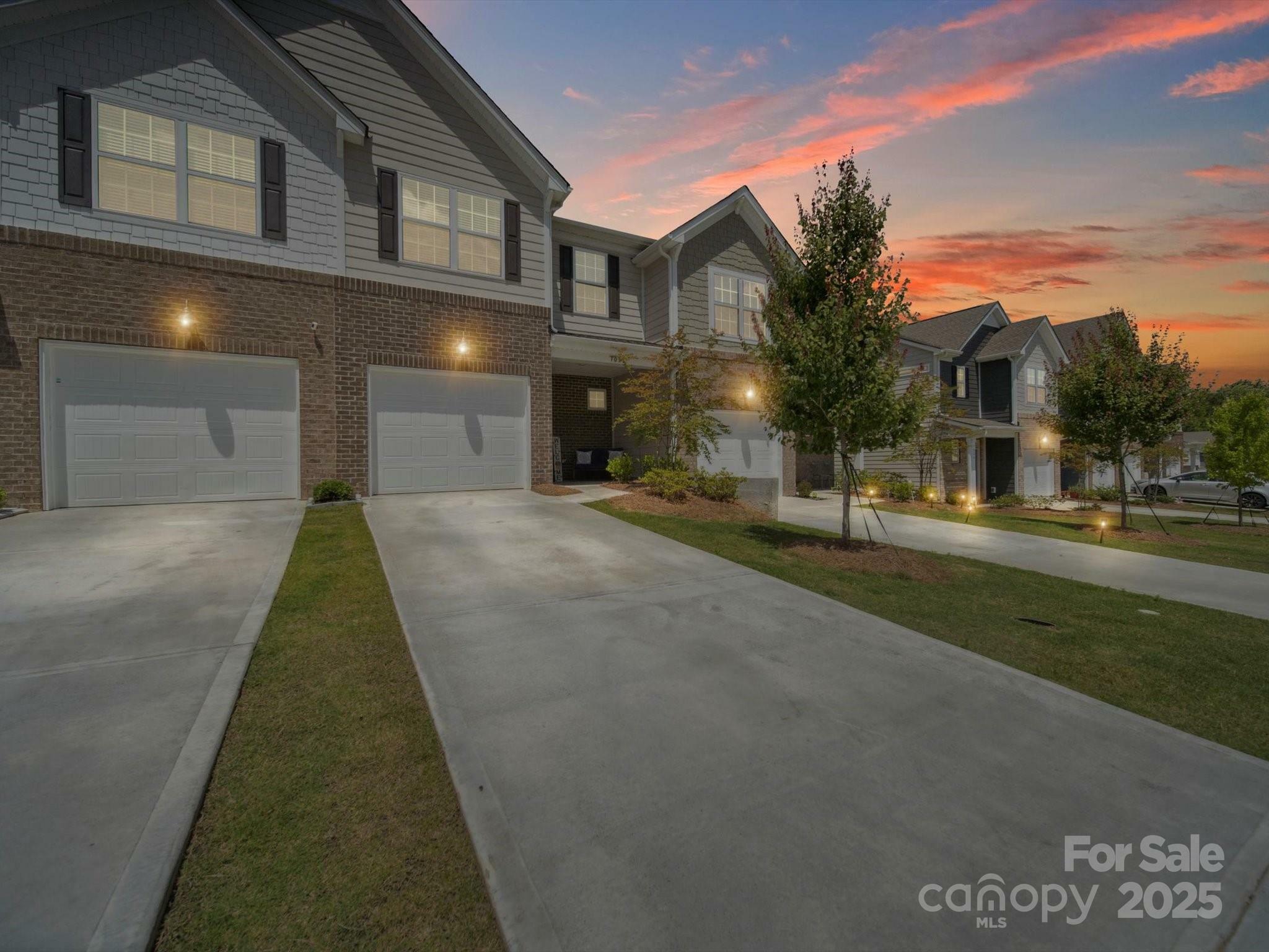 7032 Everly Commons Lane  Tega Cay SC 29708 photo