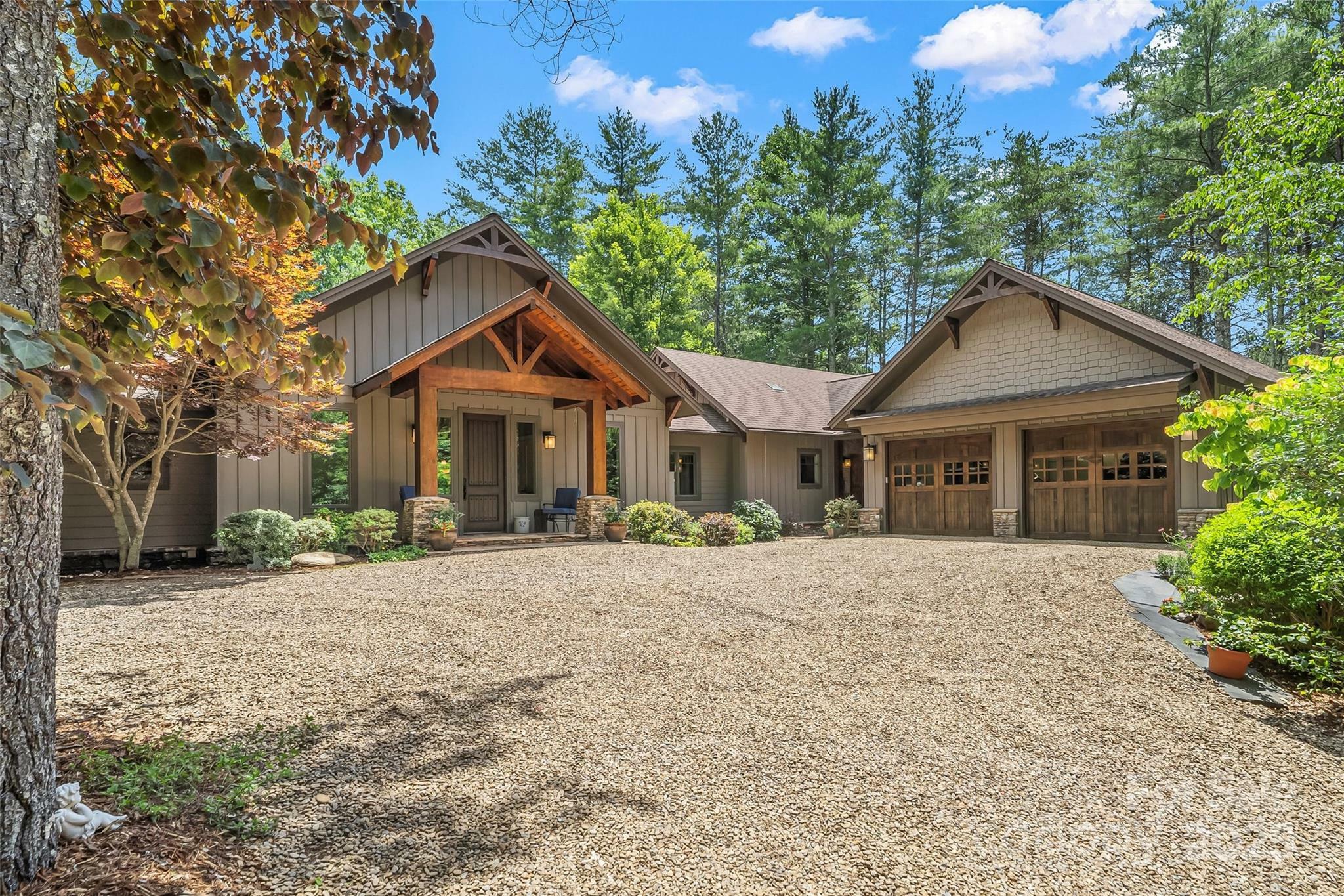 Property Photo: 429 Turtle Head Drive NC 28761