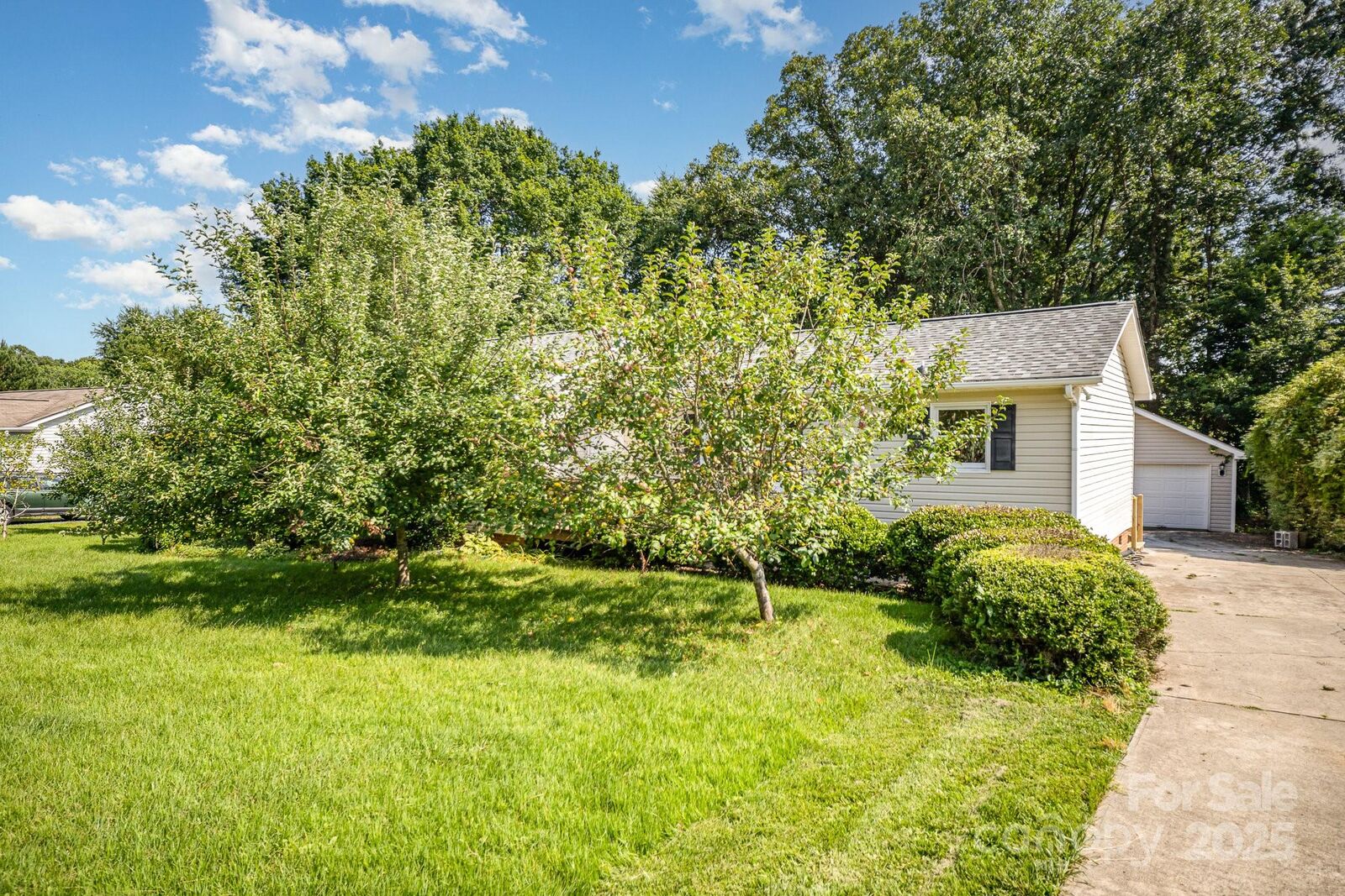 Property Photo:  3427 Wonderland Drive  NC 28104 