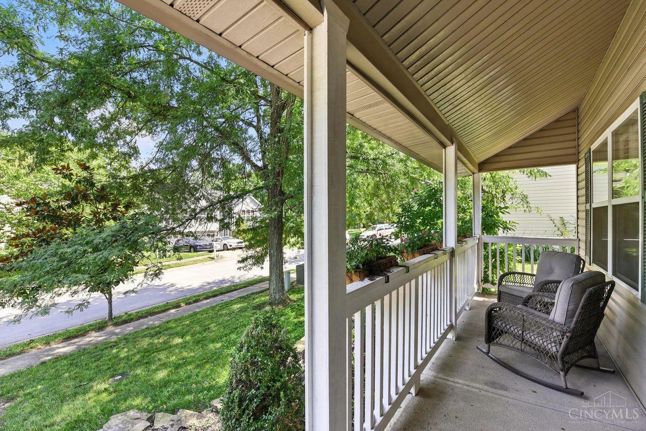 Property Photo:  1827 Coralberry Court  OH 45230 
