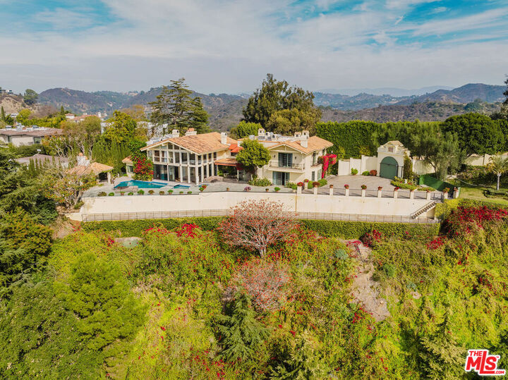 Property Photo:  1401 Bel Air Rd  CA 90077 