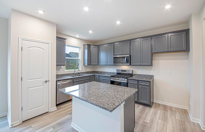 Property Photo:  1292 Webb Drive  OH 43137 