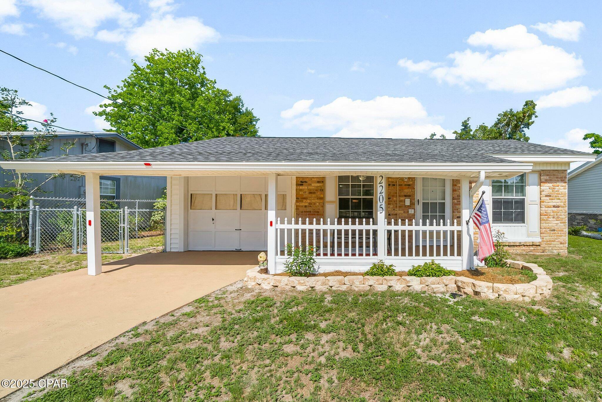 Property Photo: 2205 Forest Avenue FL 32405