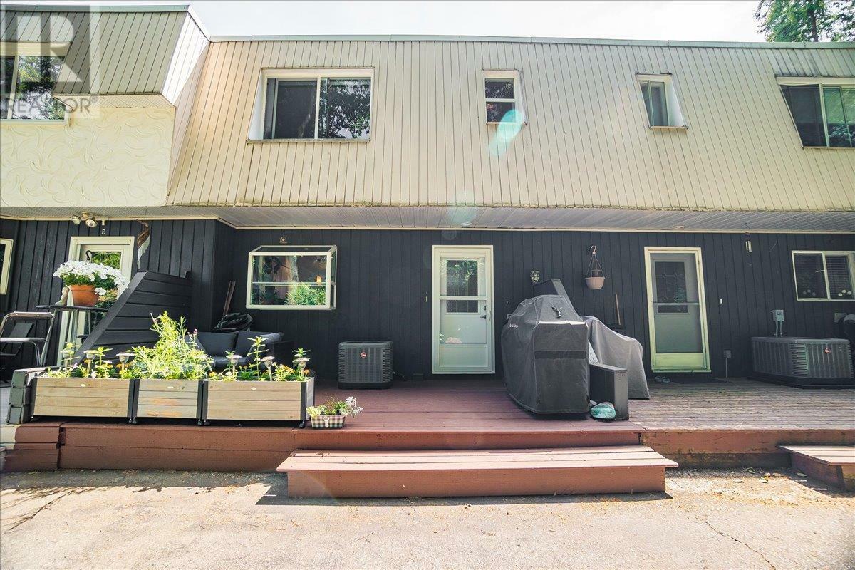 Photo de la propriété: 1429 Meadowbrook Drive D BC V1N 3L9