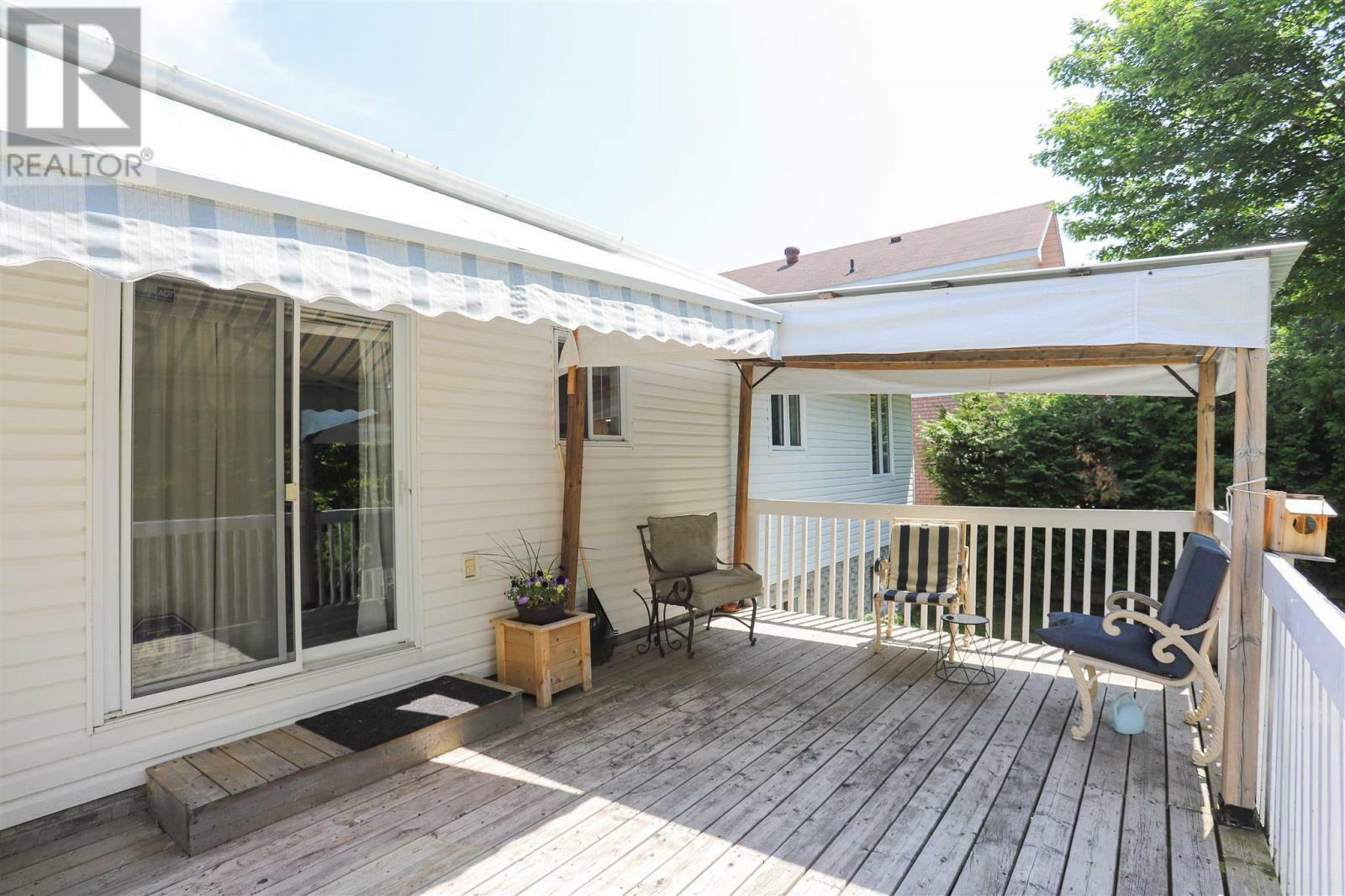 Property Photo: 1109 Lake St ON P6B 6B7