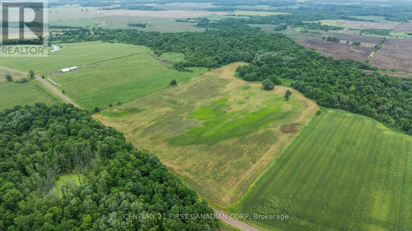 Property Photo:  21596 Switzer Drive  ON N0L 1T0 