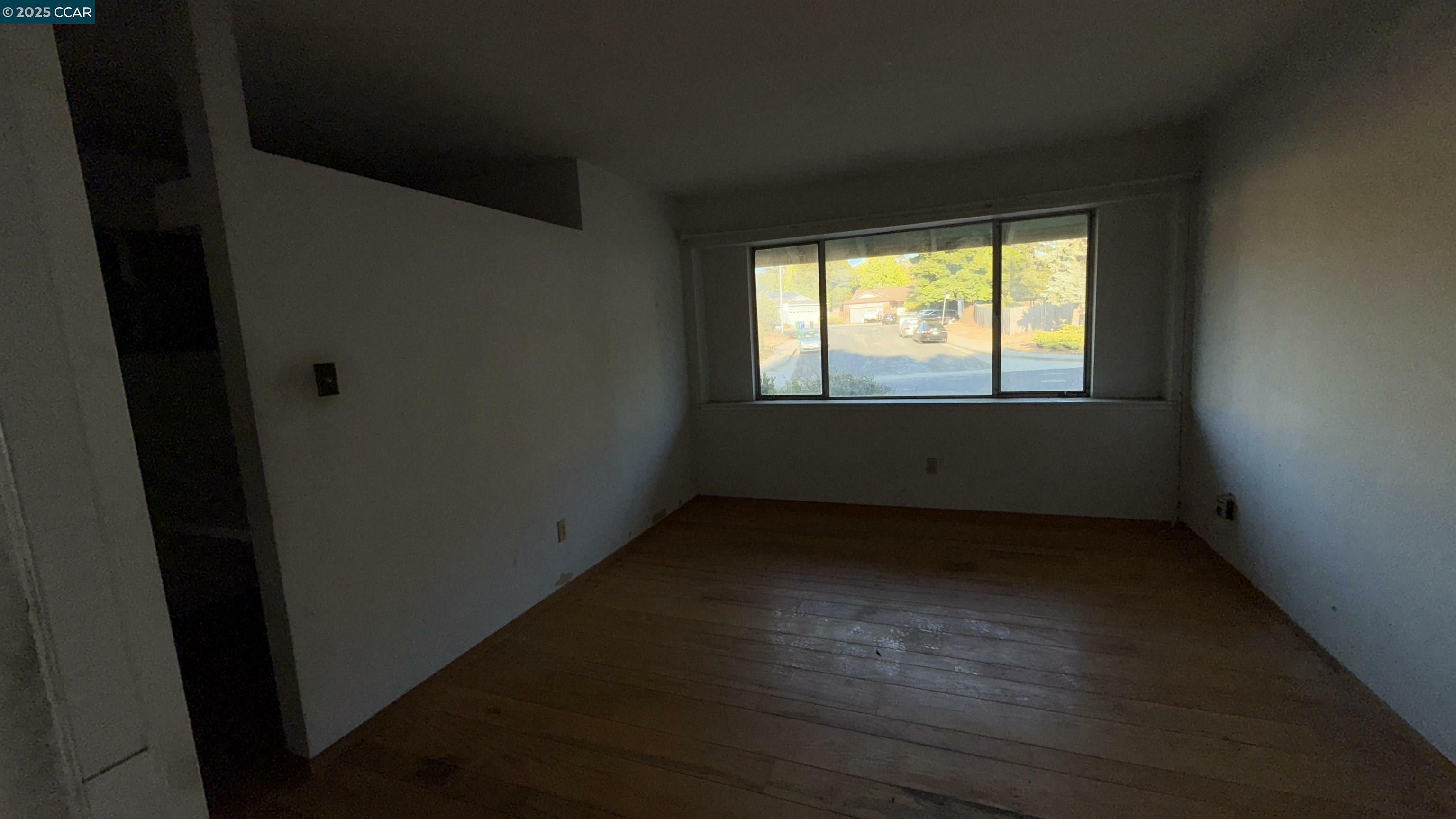Property Photo: 2946 Oxford Ave CA 94806