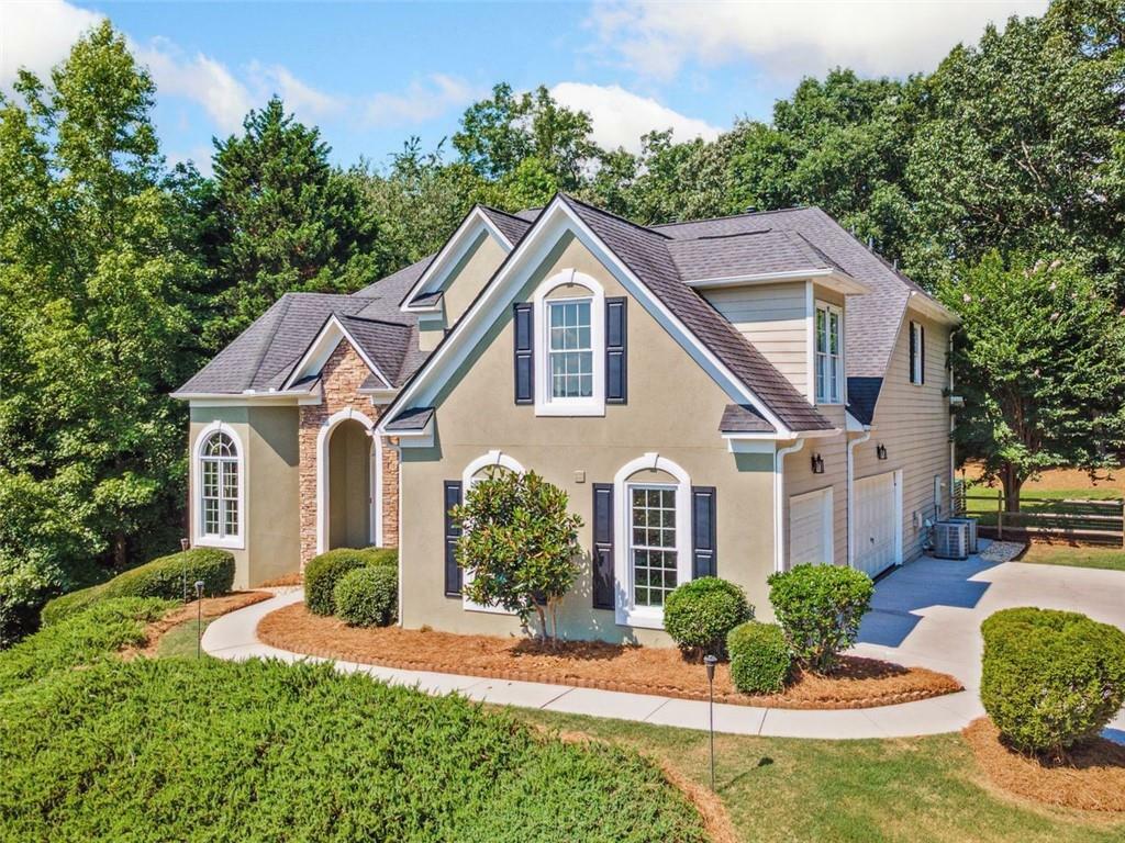 Property Photo: 3845 Overlake Drive GA 30041