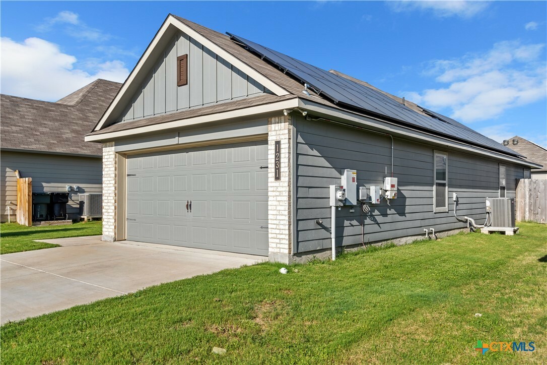 Property Photo:  1231 Kiskadee Branch Drive  TX 76502 