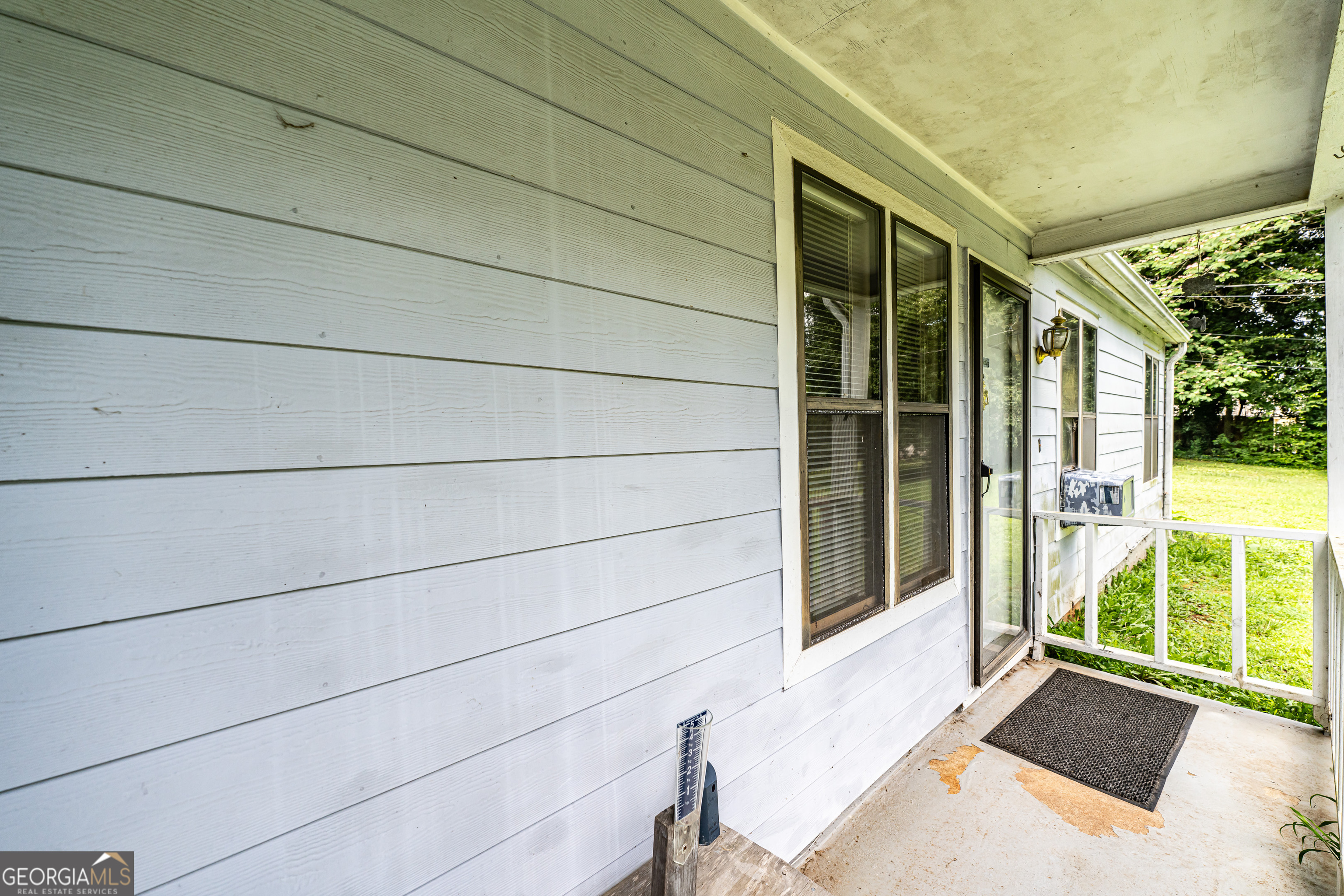 Property Photo:  504 Azalea Court  GA 30188 