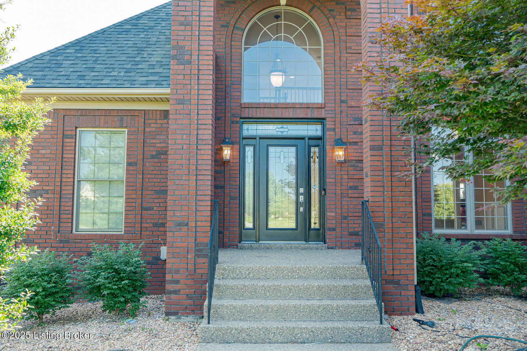 Property Photo: 200 Bellefonte Ct KY 40067