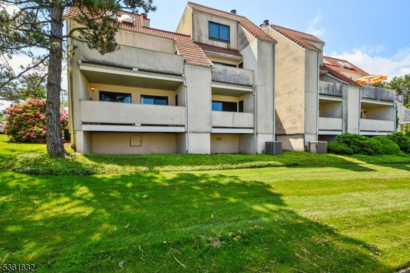 Property Photo: 60 Musano Ct NJ 07052