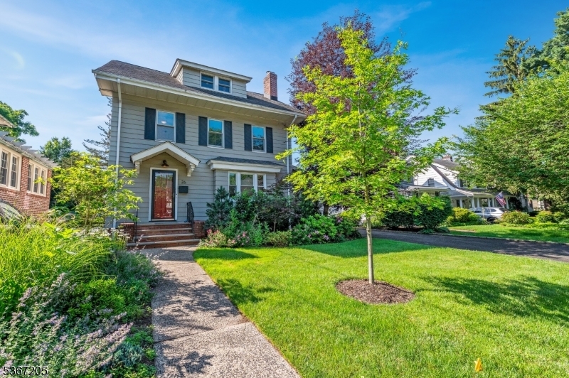 Property Photo:  26 Salter Pl  NJ 07040 