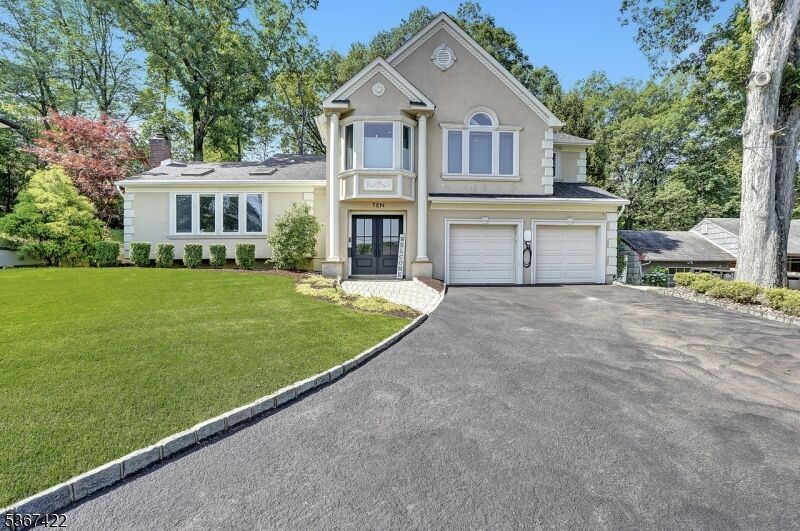 Property Photo: 10 Outlook Way NJ 07081