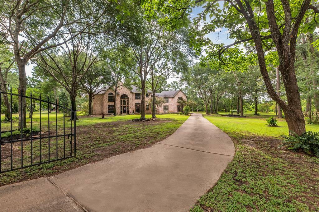 1019 Towering Oaks Street  Magnolia TX 77355 photo