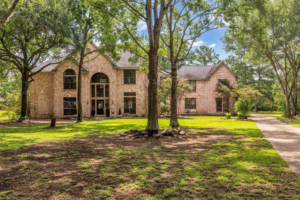 Property Photo: 1019 Towering Oaks Street TX 77355