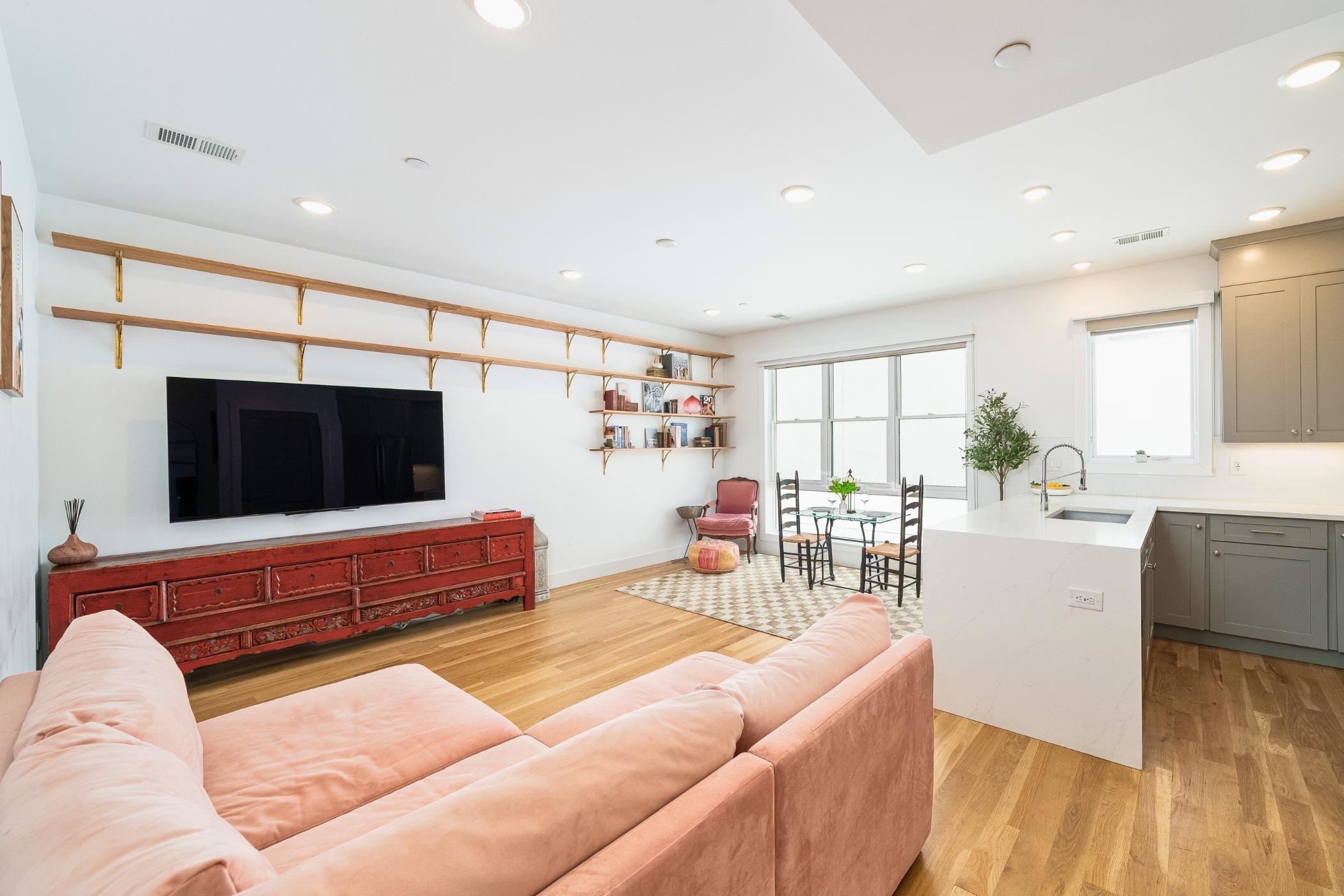 Property Photo: 384 7th St 5 NJ 07302