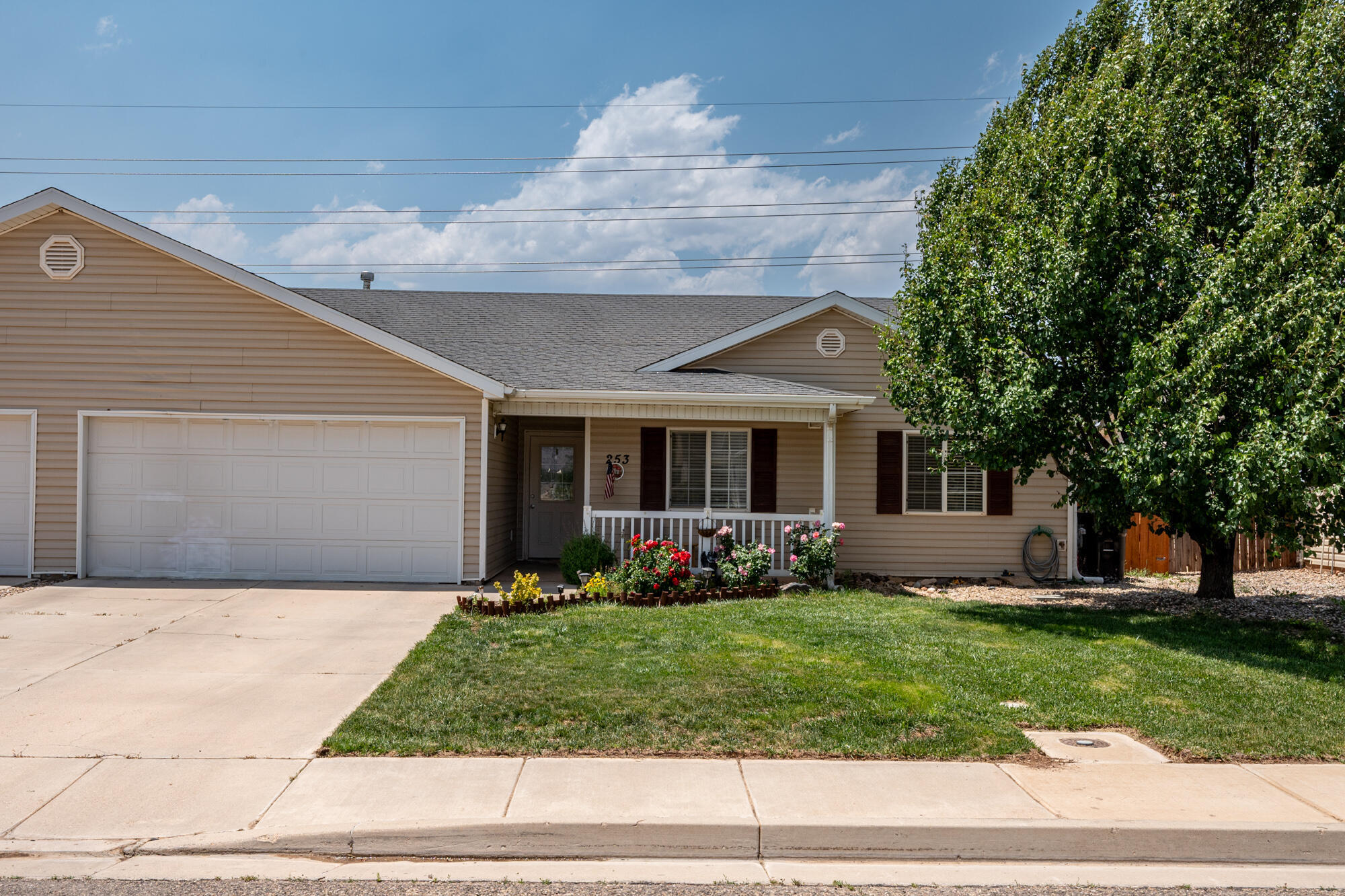 253 N 4300 W  Cedar City UT 84720 photo