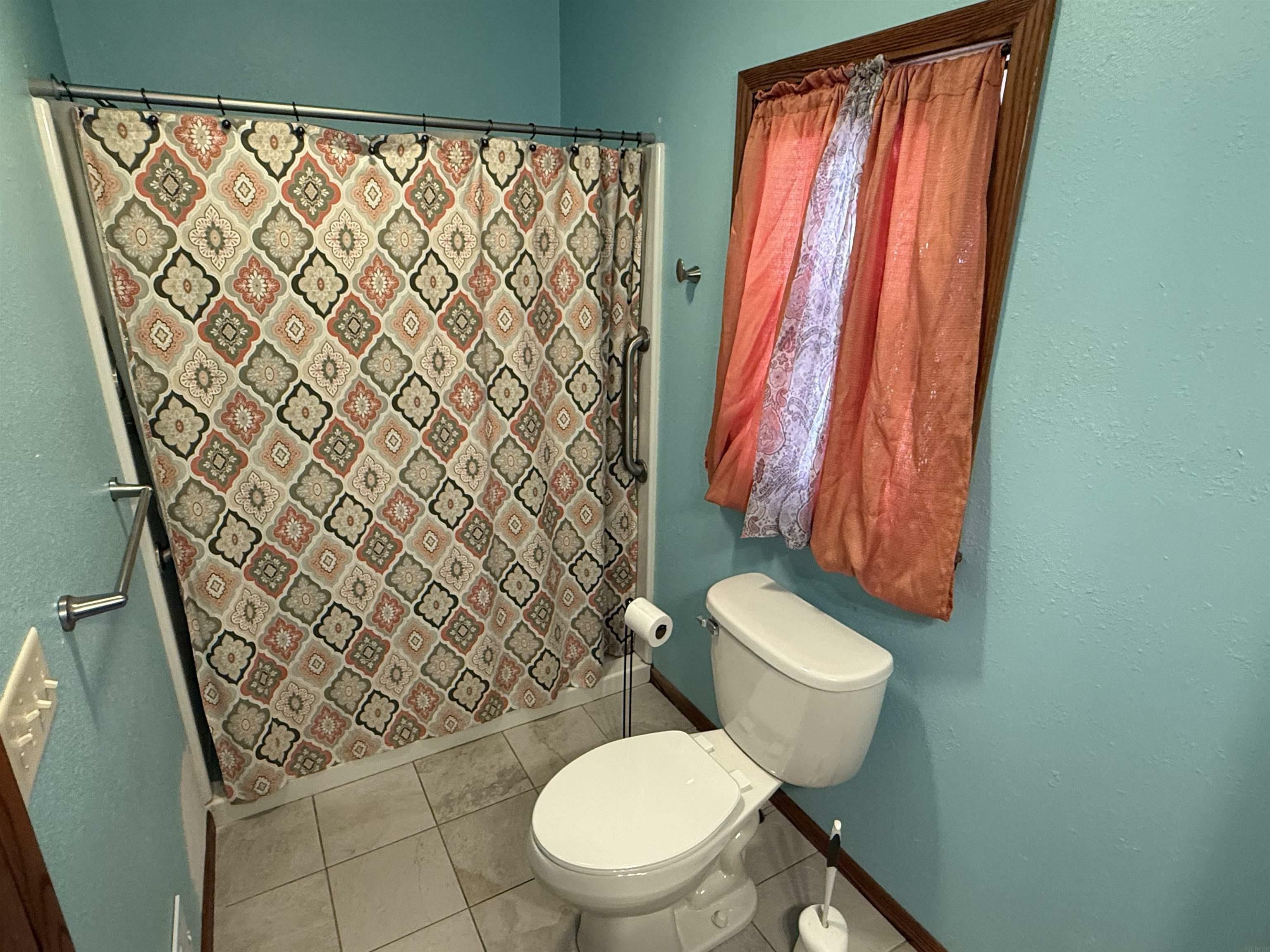 Property Photo: 200 NE 2nd Street IA 50676