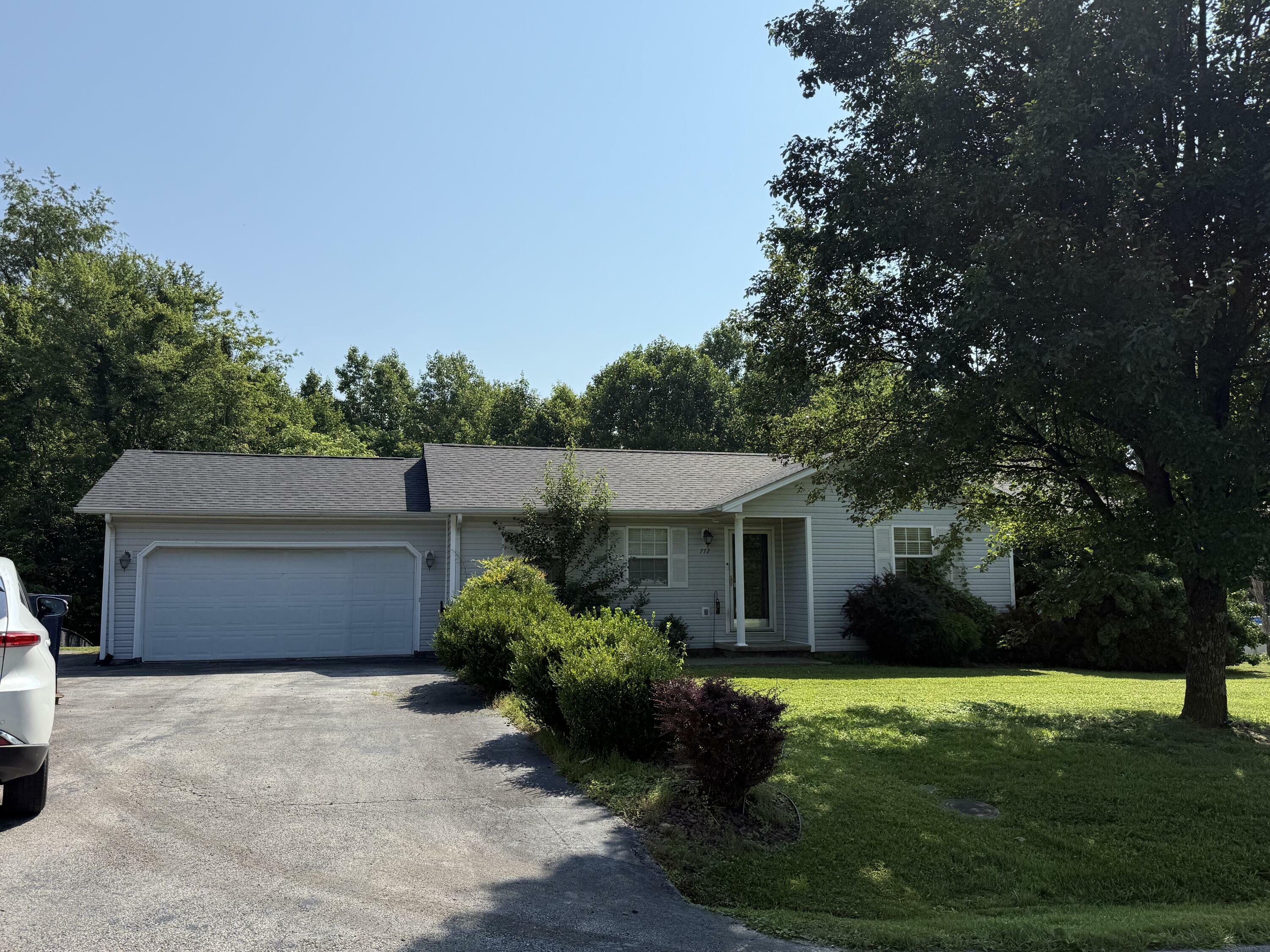 Property Photo: 772 Hopkins Cemetery Road KY 40740
