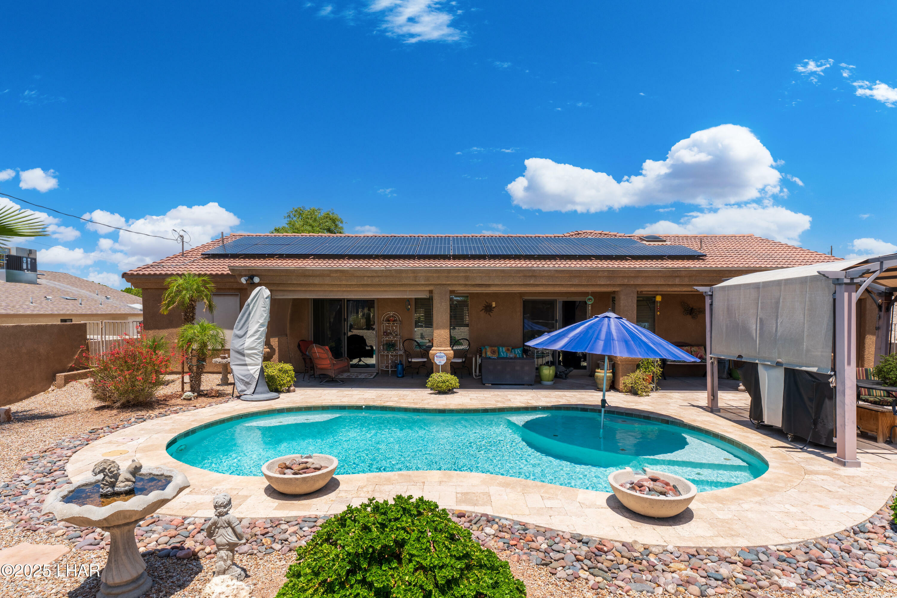 Property Photo: 3250 El Dorado Ave AZ 86406