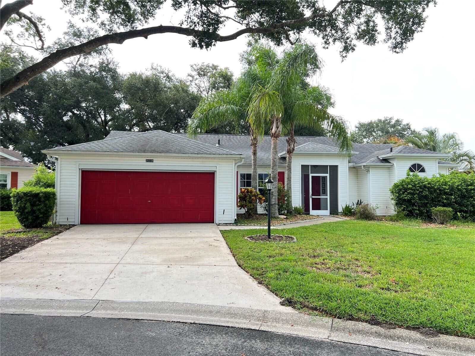 Property Photo:  26338 Glen Eagle  FL 34748 