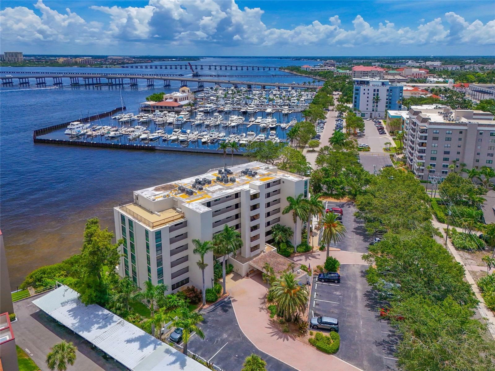 Property Photo: 1510 1st Avenue W 102 FL 34205