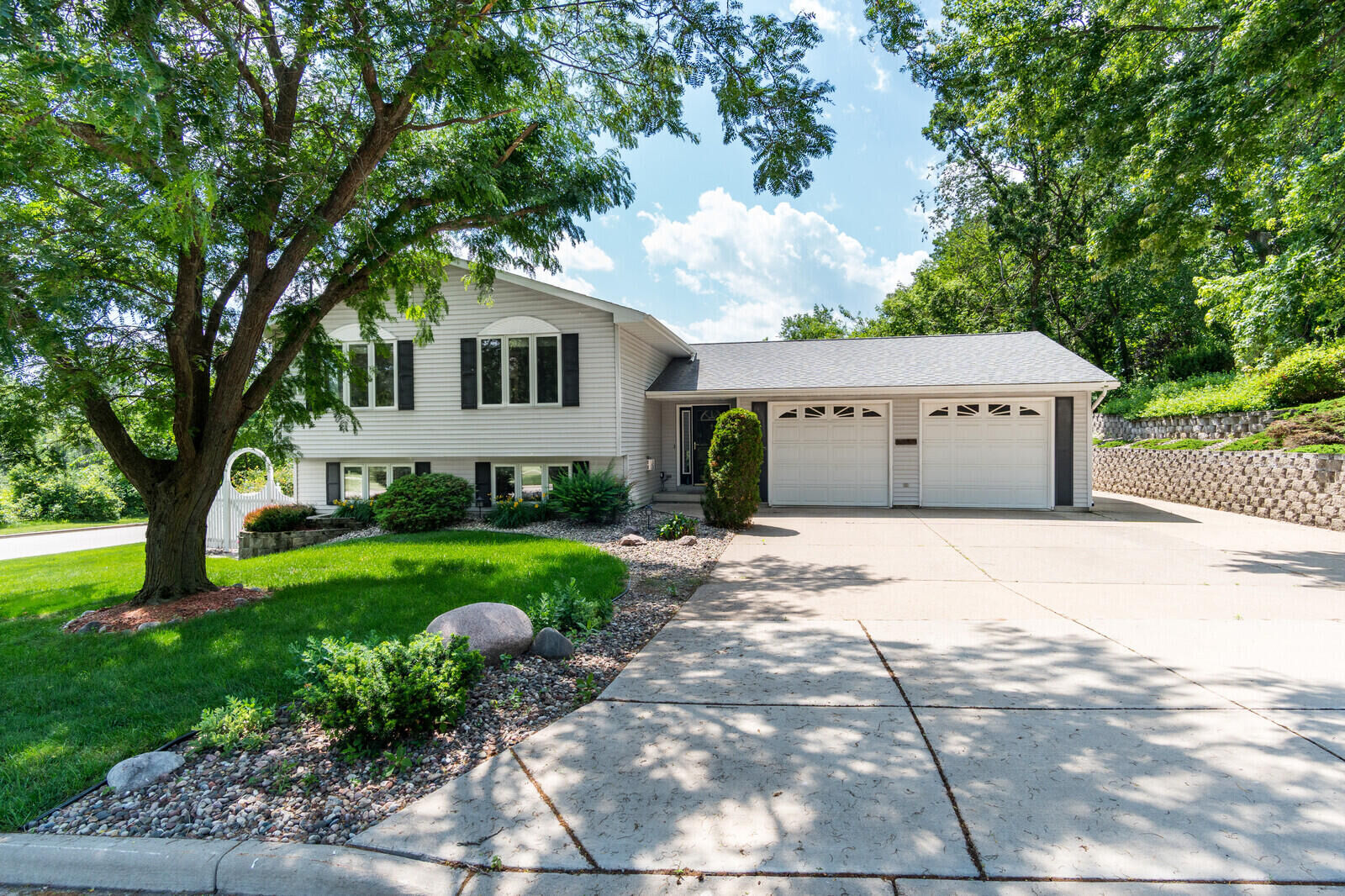 Property Photo:  1590 Young Dr E  WI 54650 