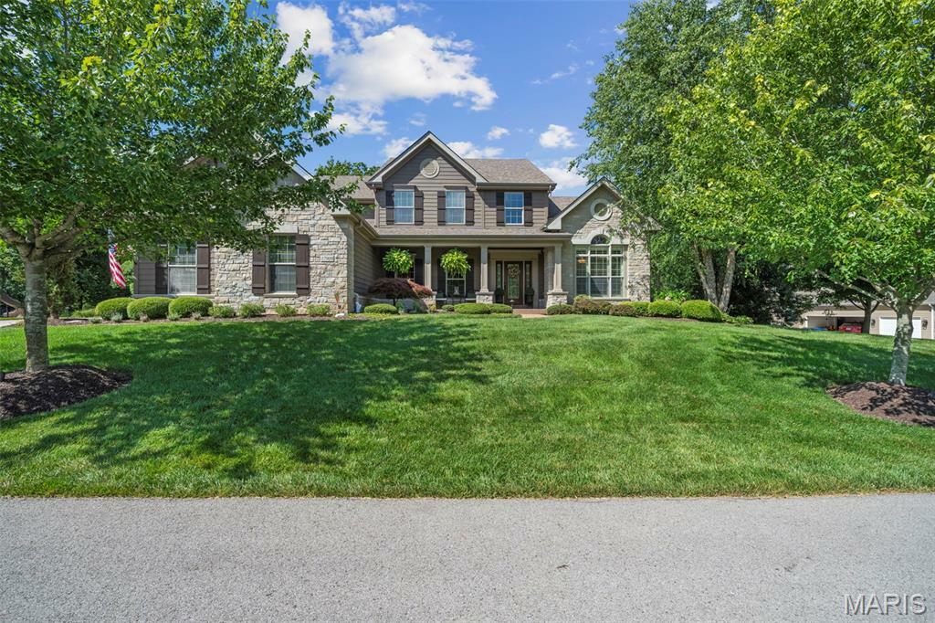 Property Photo: 17909 Homestead Bluffs Drive MO 63005