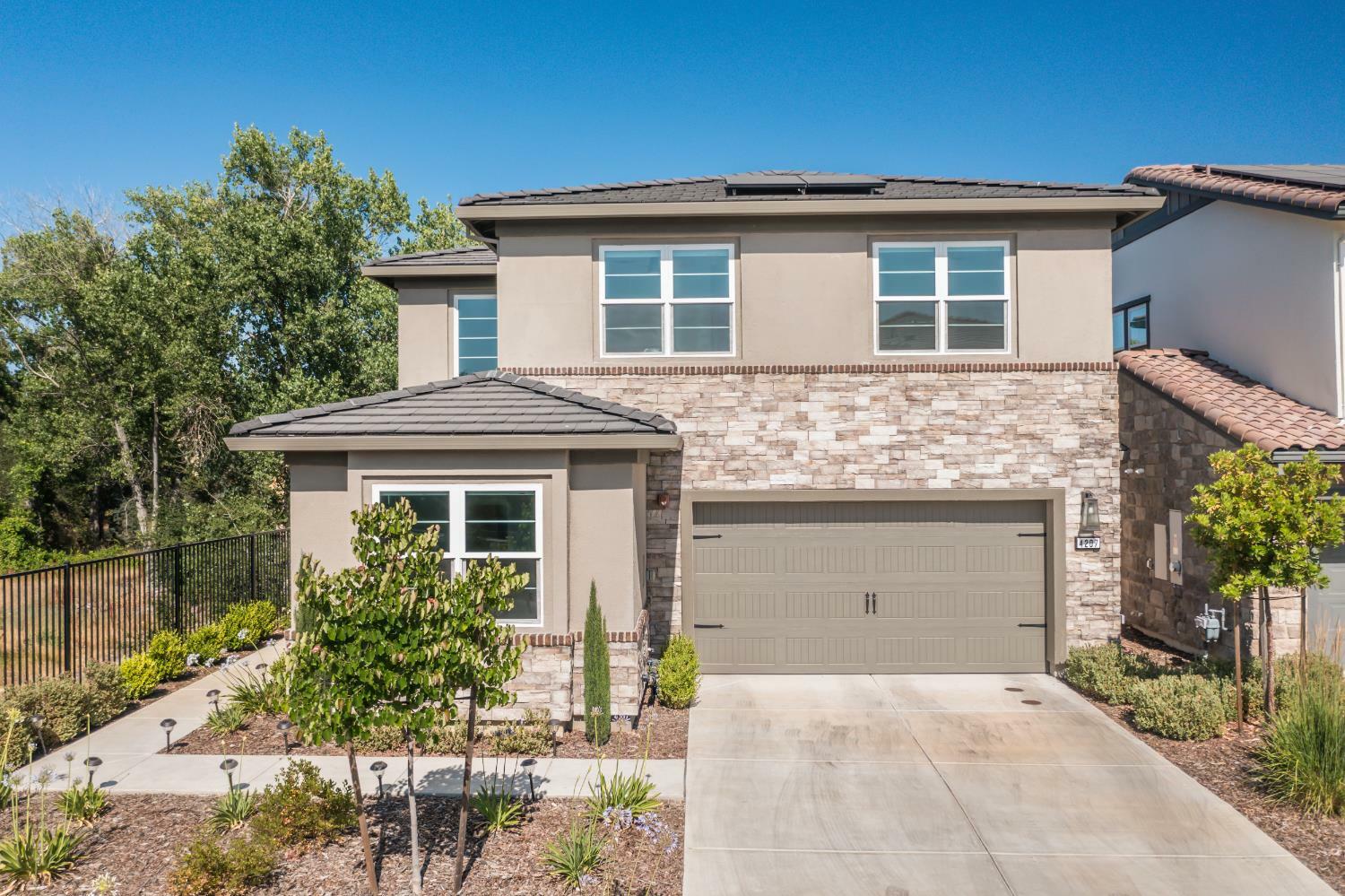 Property Photo: 4207 Torrey Grove Way CA 95746