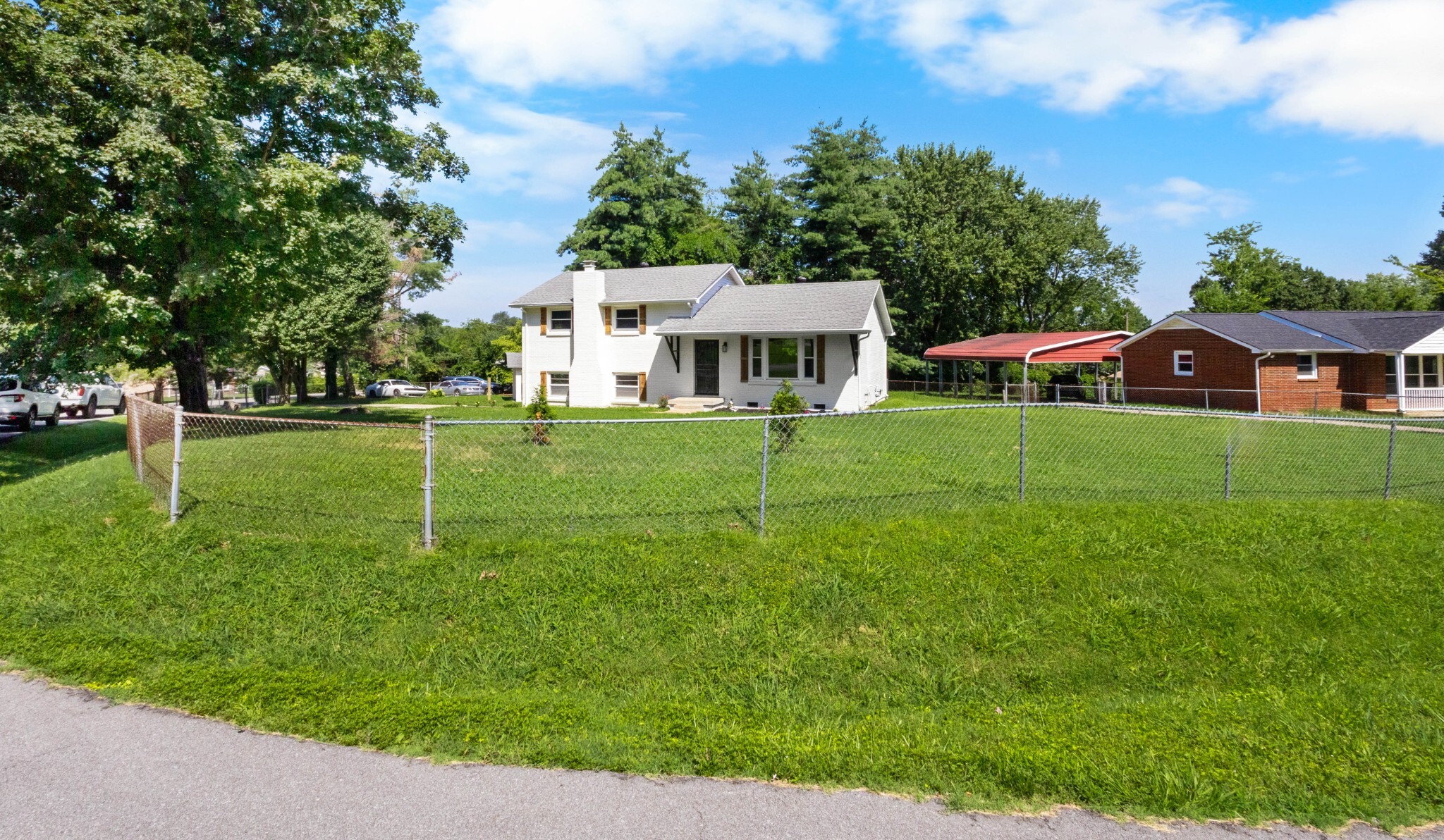 Property Photo: 303 Nice Dr TN 37042