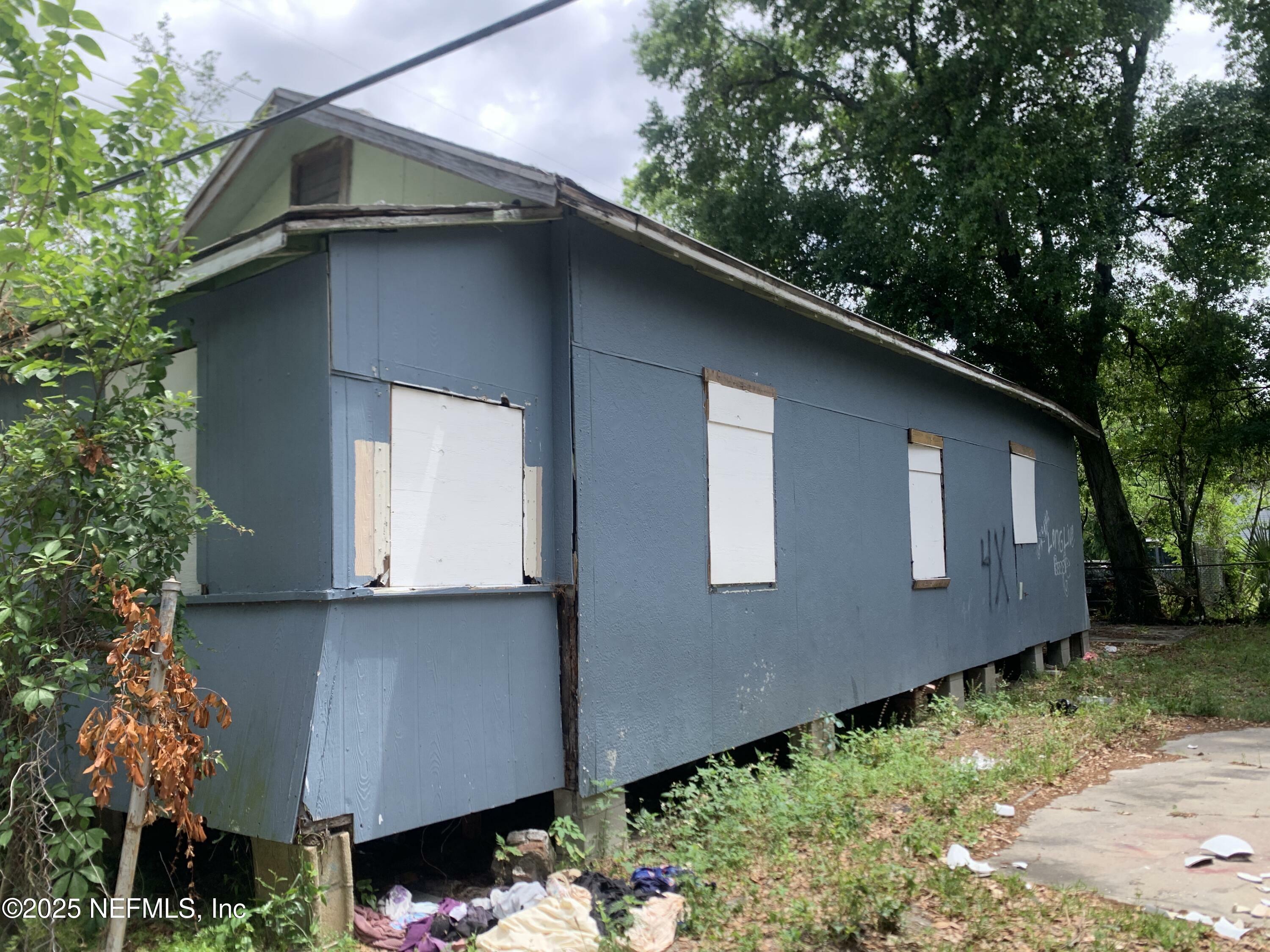 Property Photo: 1630 E 27th Street FL 32206