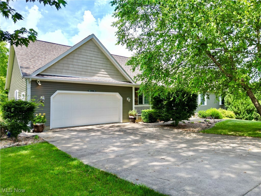Property Photo:  1378 Donovan Way  OH 43701 