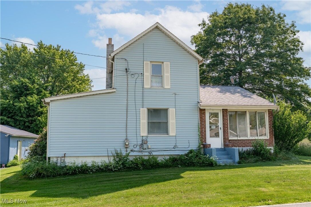 Property Photo: 13850 Market Avenue N OH 44632