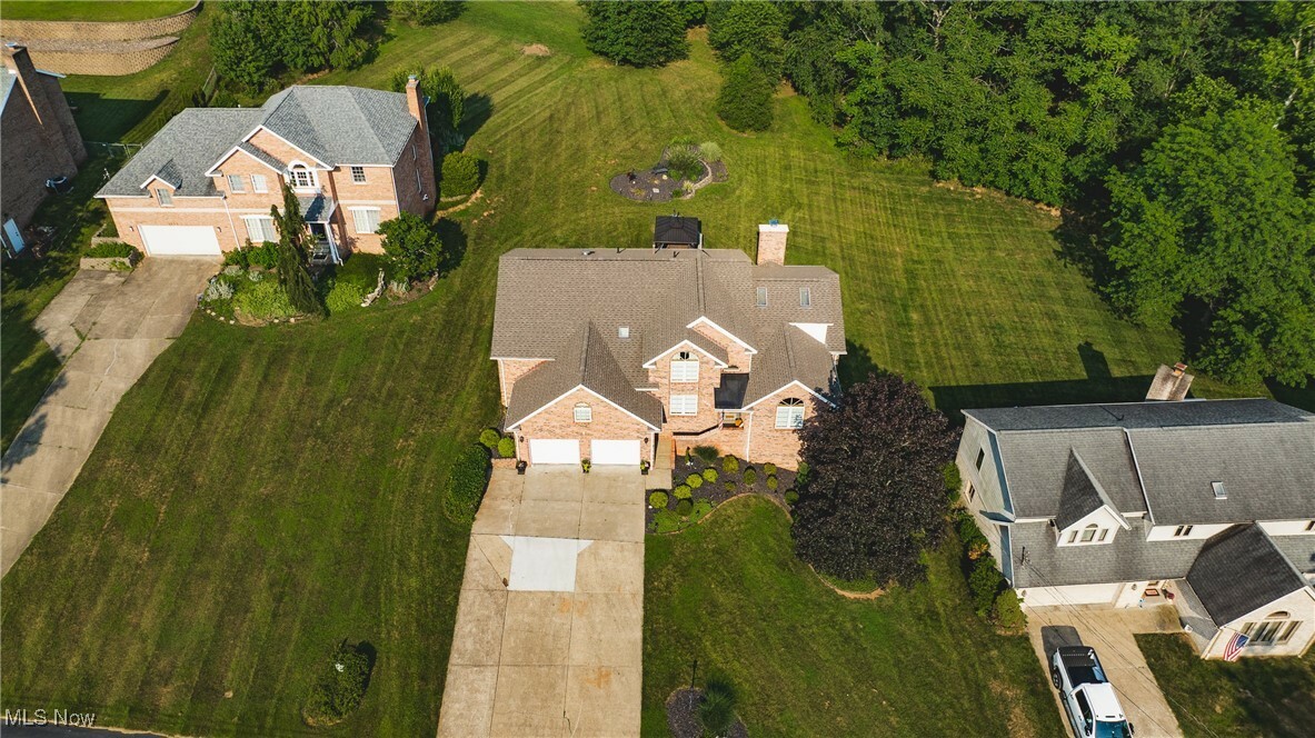 Property Photo: 1630 Lakewood Circle WV 26181
