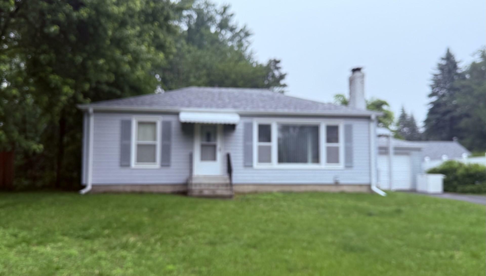 1895 Edgewater Avenue  Arden Hills MN 55112 photo