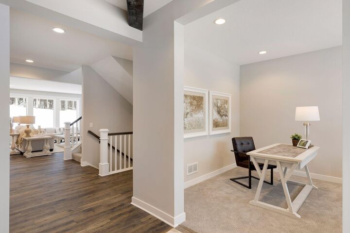 Property Photo:  4523 Meadowview Lane  MN 55331 