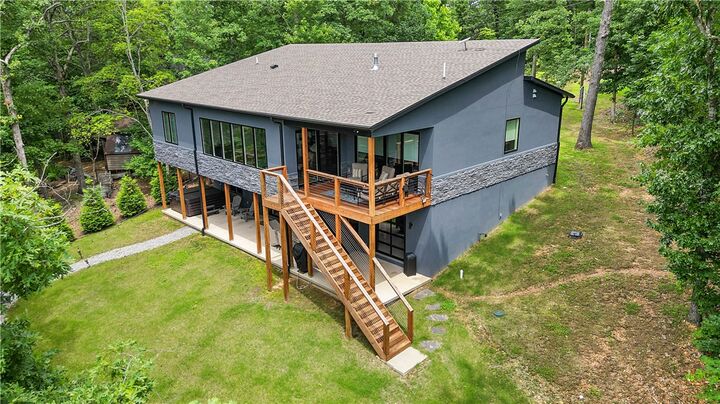 Property Photo:  6 Upton Lane  AR 72714 
