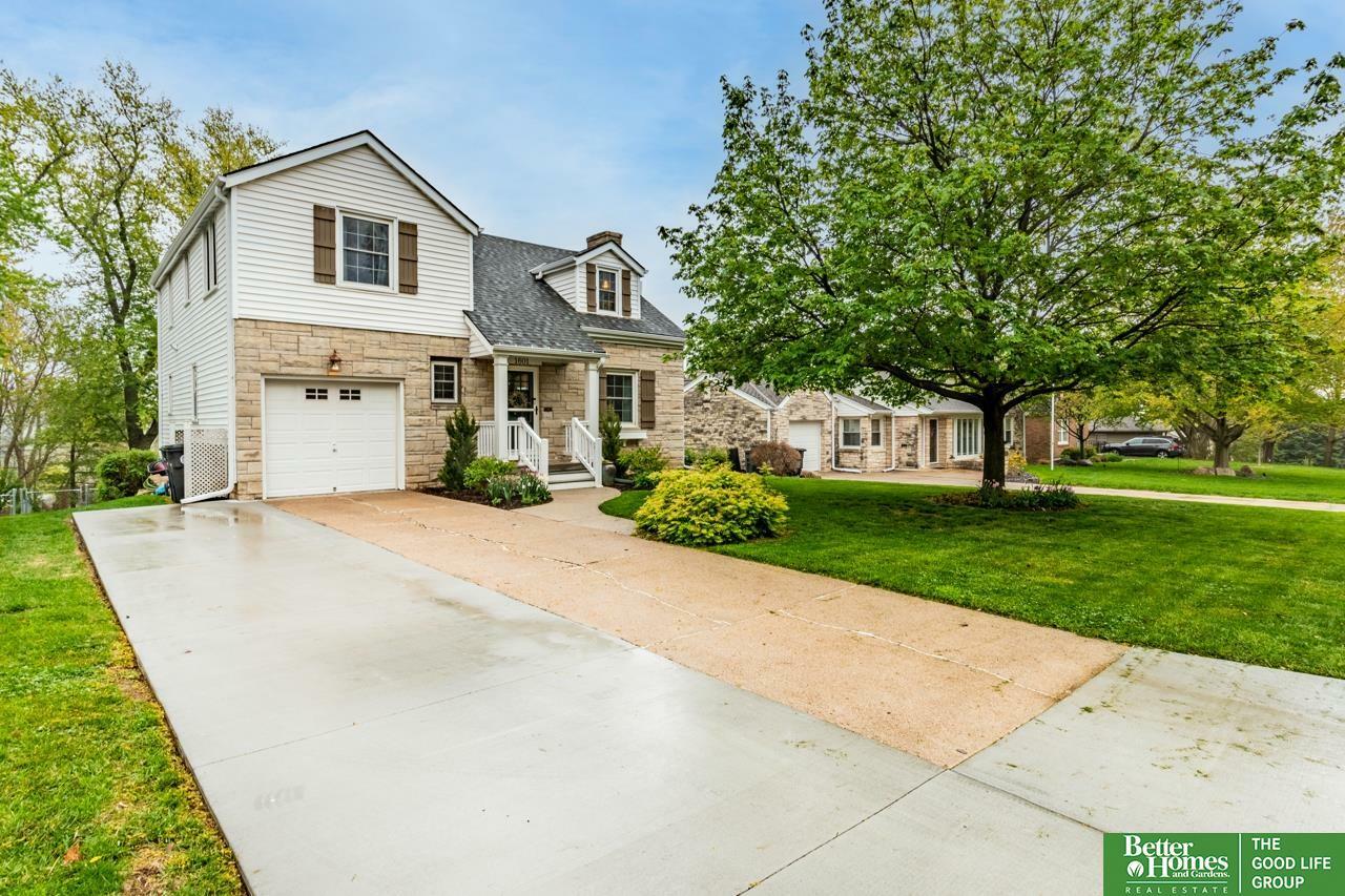 Property Photo: 1601 N 59 Street NE 68104