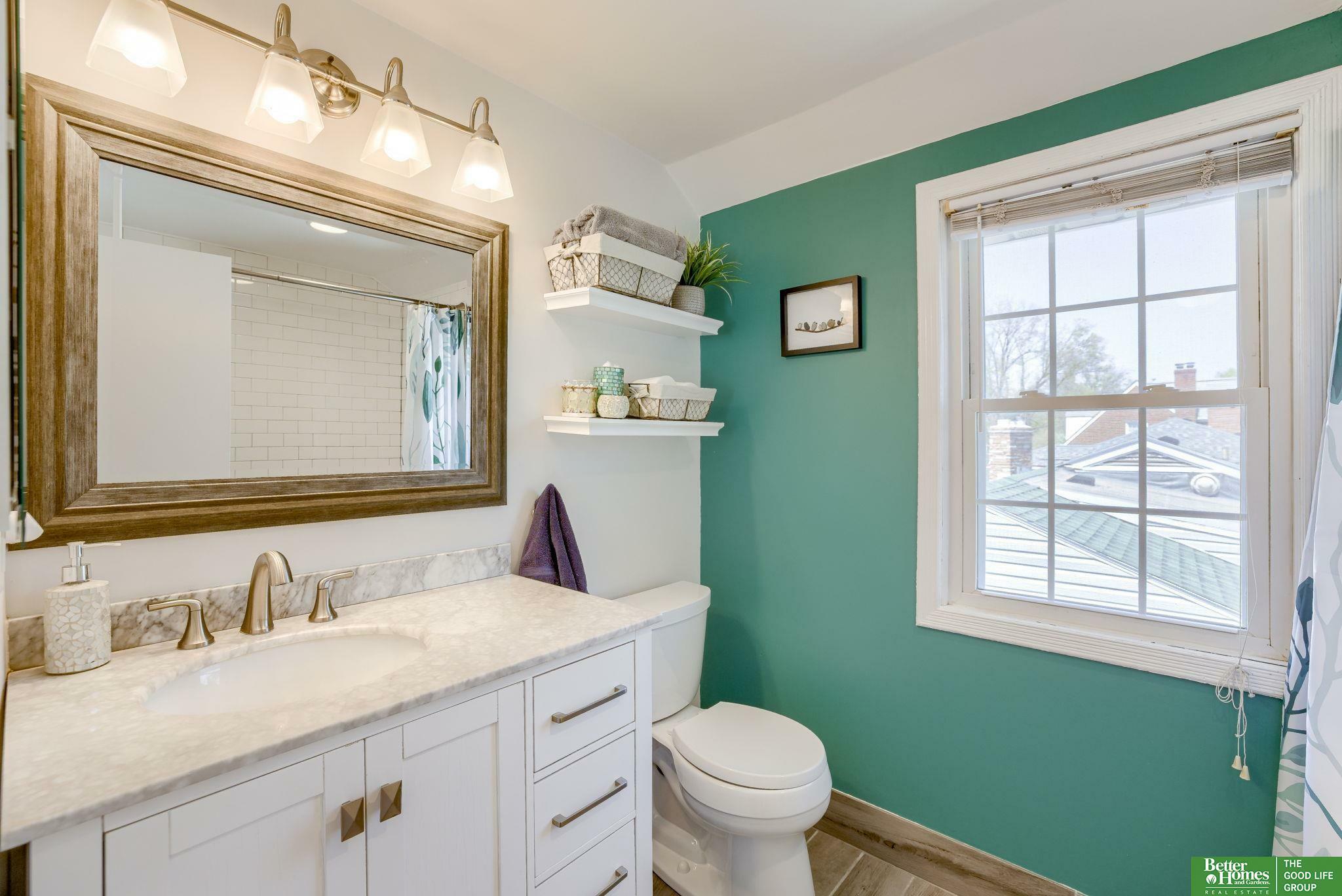 Property Photo: 1601 N 59 Street NE 68104